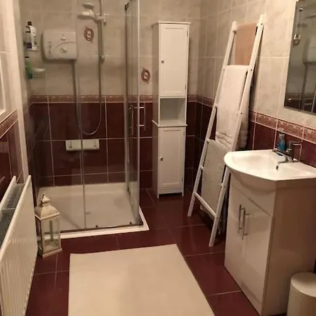 Smarmore Holiday home